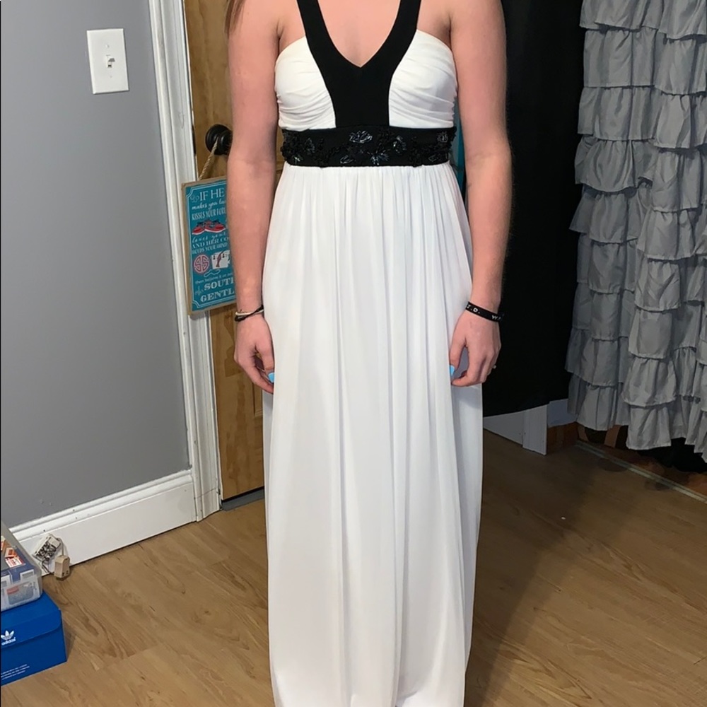 City Triangles | Formal Dress